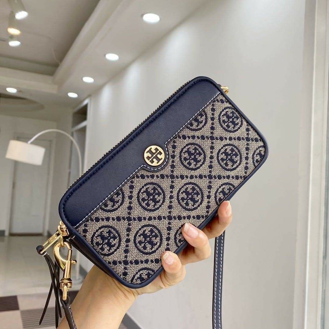 Tory burch body bag store