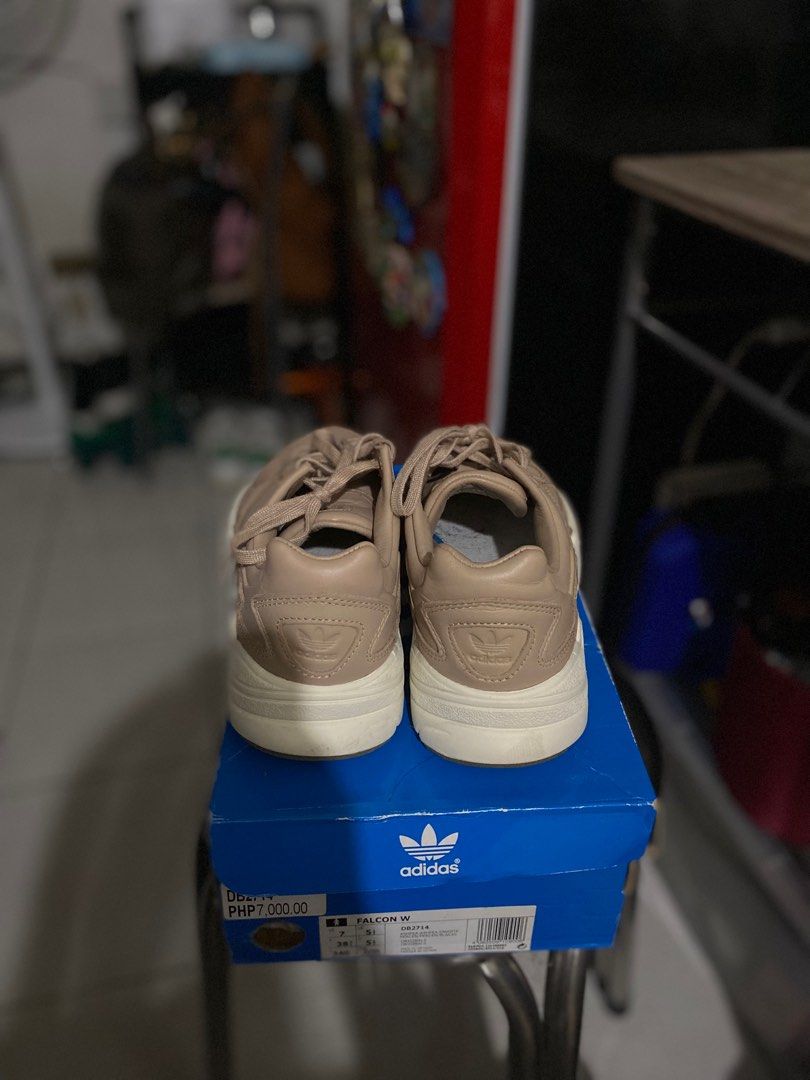Adidas originals store falcon db2714