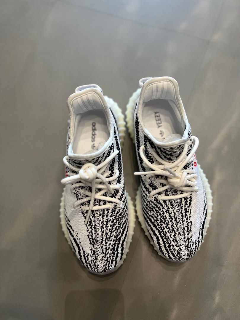Yeezy 2024 zebra authentic