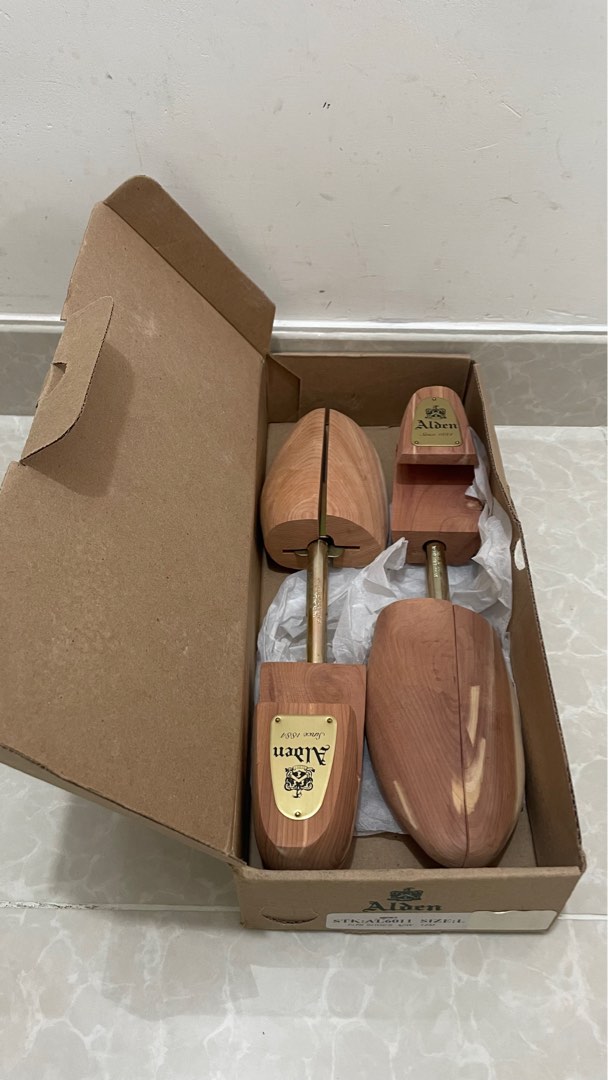 Alden shoe trees 原裝西裝皮鞋鞋撐, 男裝, 鞋, 鞋墊及飾物- Carousell