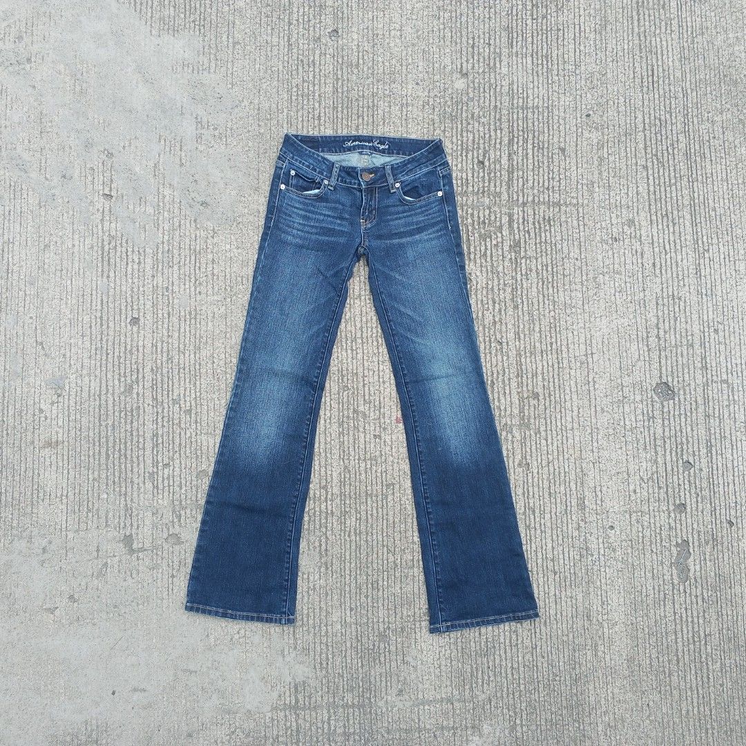 American Eagle Flare Jeans, Women's Fashion, Bottoms, Jeans on Carousell