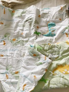 Baby reversible comforter