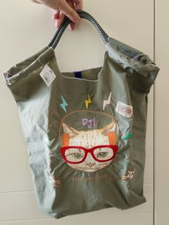 （分類：）位於 。 由 yysphoebe 提交（商品編號 1251321384，圖片 1）。簡介： 。