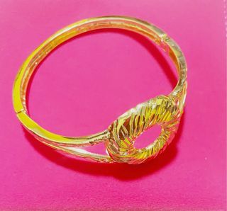 Customise 916 Gold Hermes Bracelet, Women's Fashion, Jewelry & Organisers,  Bracelets on Carousell