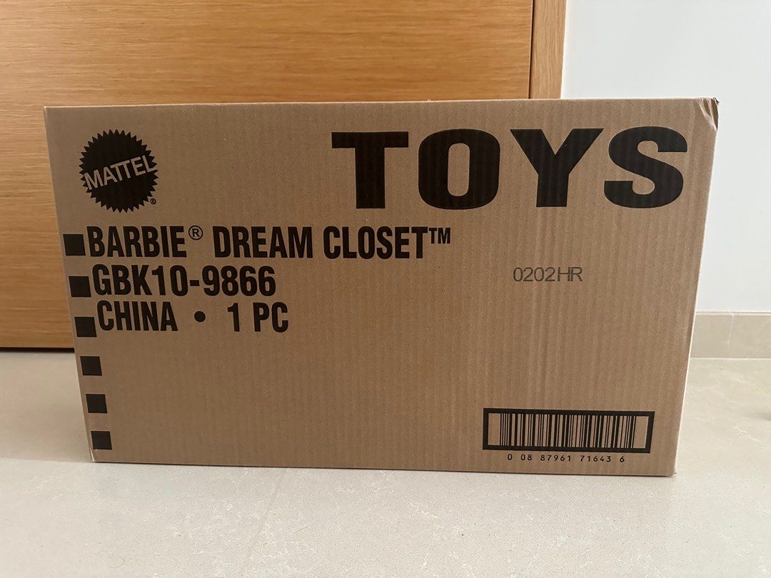 Barbie dream closet hotsell gbk10