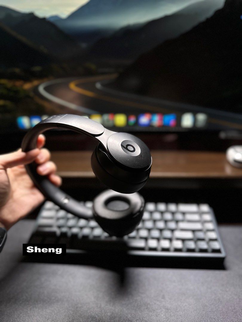 Beats Solo Pro Headphone H1 Apple Chip Audio Headphones