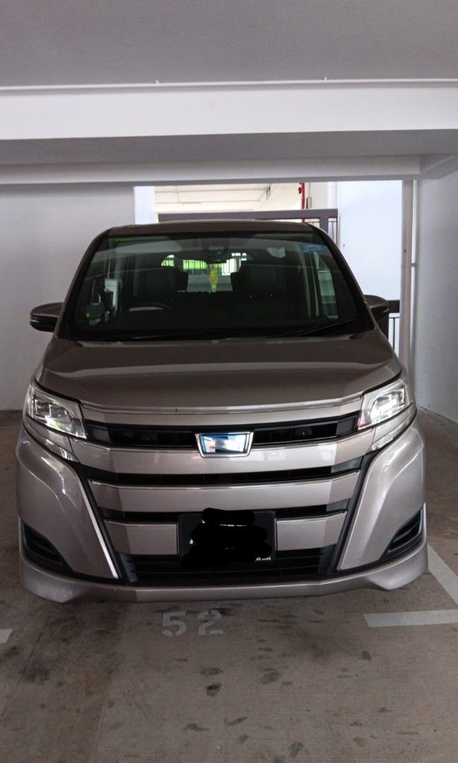 Beautiful Noah hybrid for leasing(PHV ready, GST and CDW covered), Cars