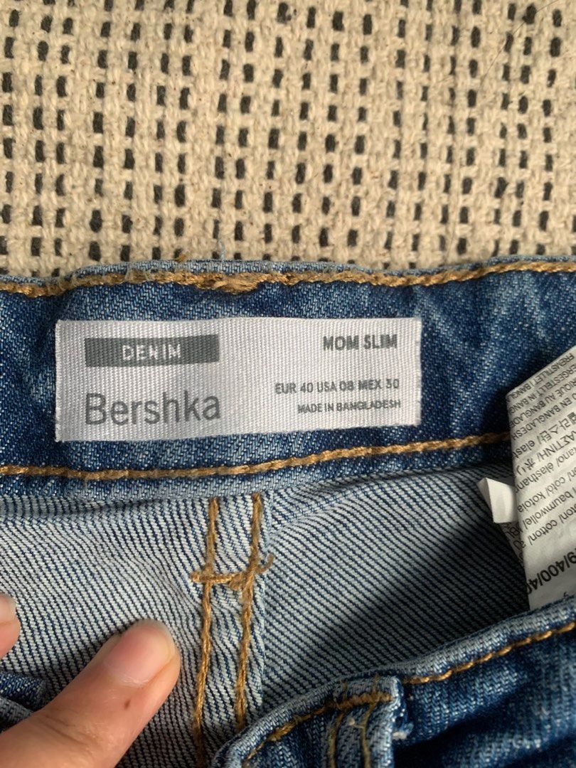 Bershka Mom Slim Denim Pants Mom Jeans