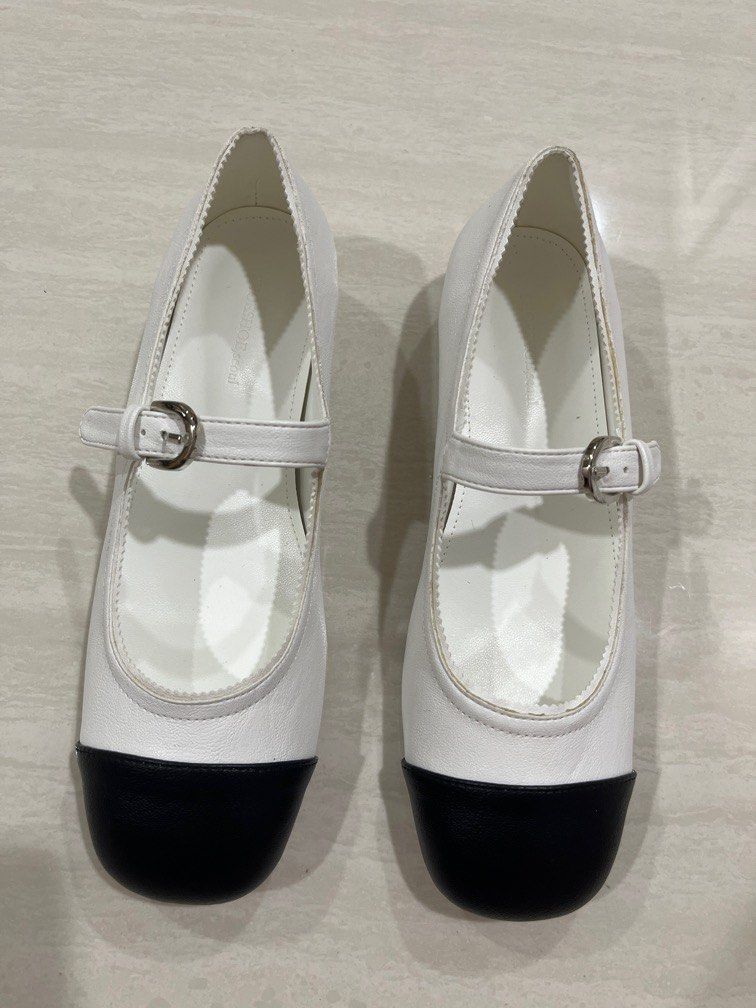 Black and White Leather Colourblock Maryjane Flats Women s