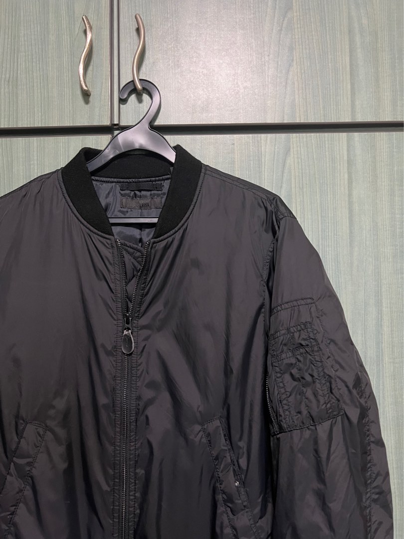 What to wear with black bomber jacket best sale