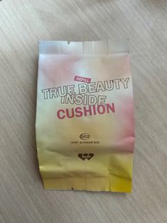 BNB barenbliss Bloomatte True Beauty Inside Cushion refill 002 ivory blossom