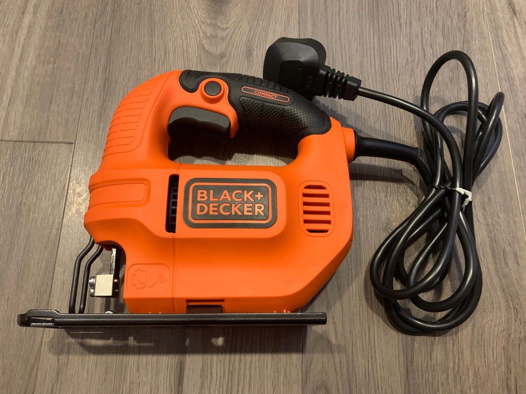 Black & Decker KS501-GB 400 W Compact Jigsaw with Blade NOT