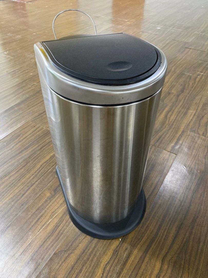 Brabantia Pedal Dustbin Kitchen Bin, Furniture & Home Living, Cleaning