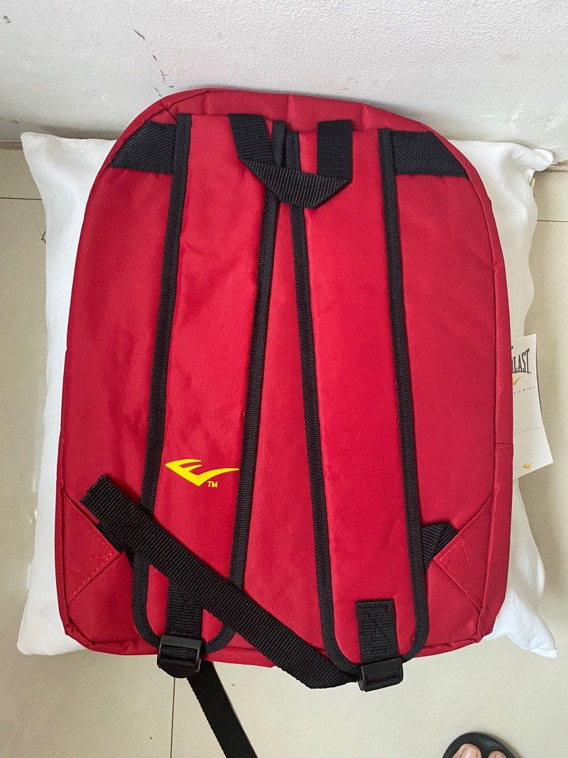[BRAND NEW] Everlast Red Backpack (Category: Backpacks) located in Manila. Submitted by brycee10 (Listing ID 1251378913, Image 2). Description: .