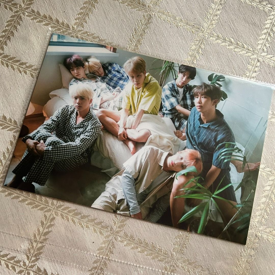 BTS Season's Greetings 2019 SG19 Mini Posters, Hobbies & Toys ...