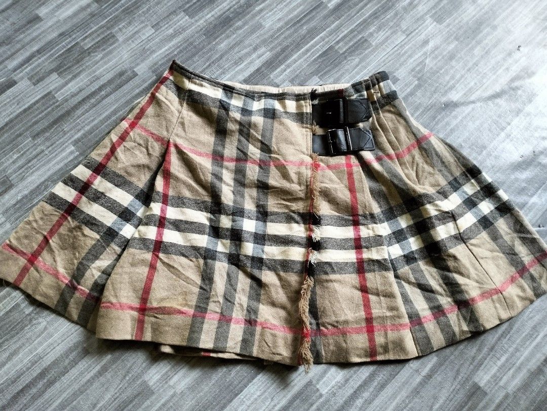 Womens burberry shop skirt