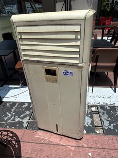 (Category: ) located in . Submitted by jonathanloh (Listing ID 1251326443, Image 1). Description: .