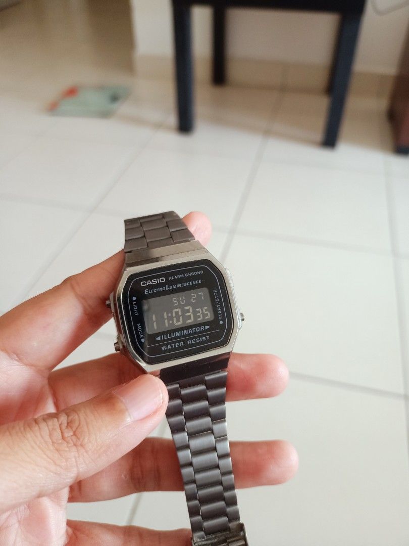 Casio a168 black sales