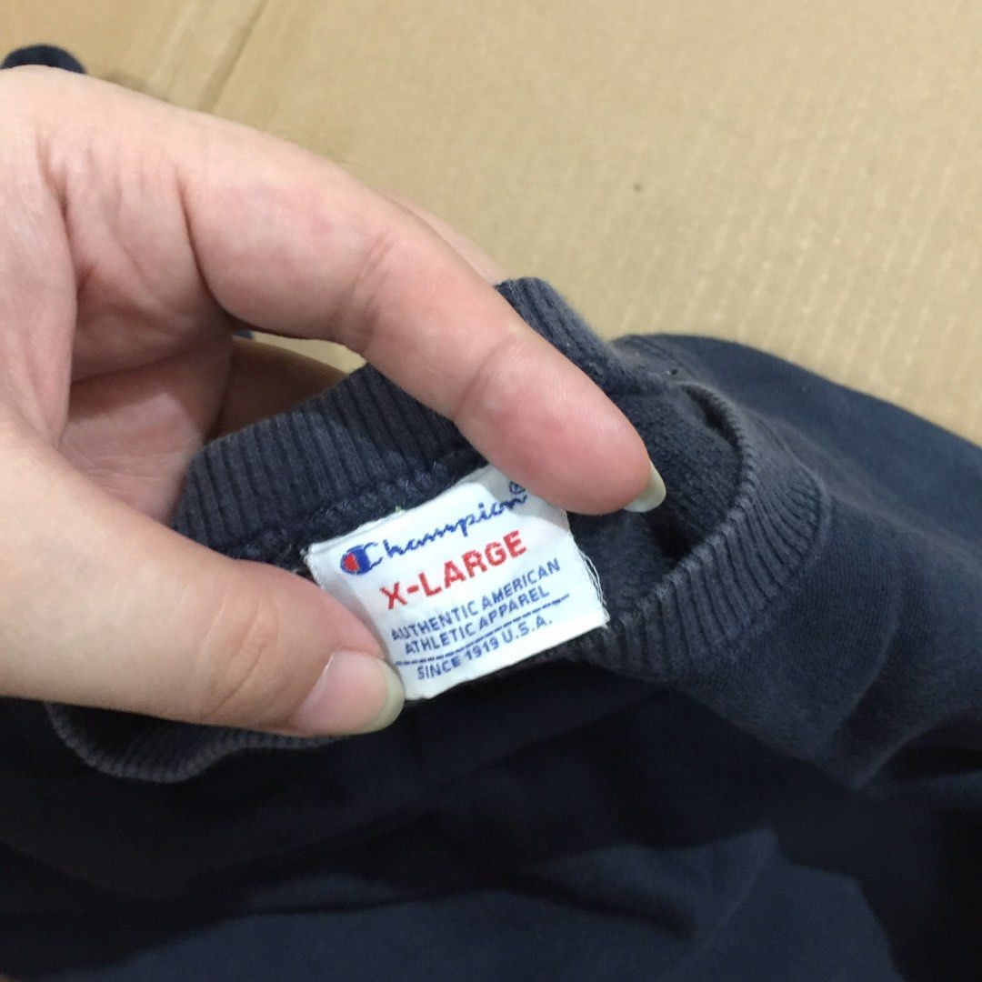 Champion sweater navy top blue nails