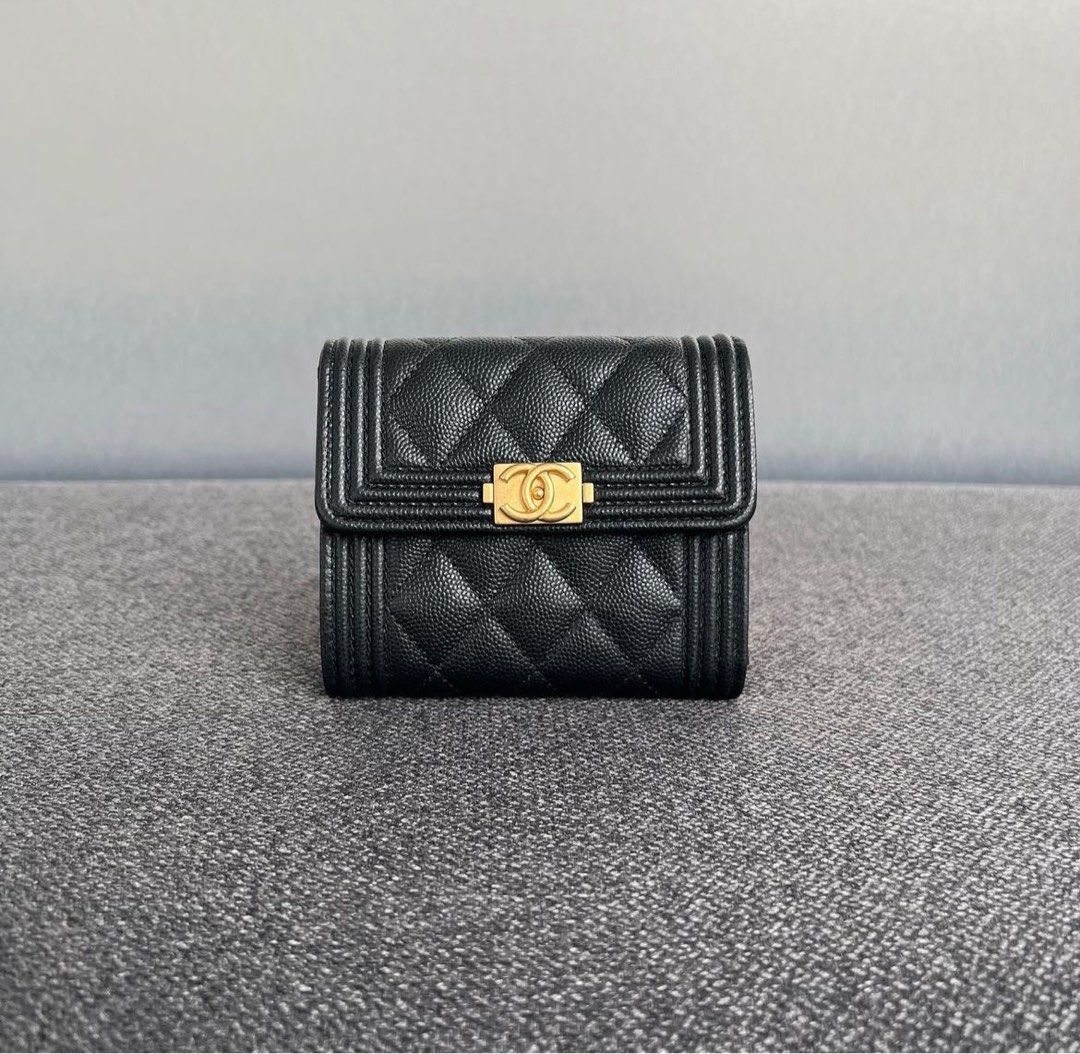 Chanel le shop boy purse