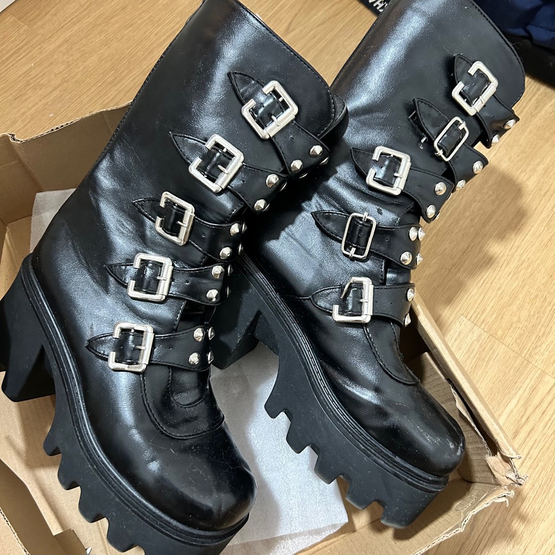 Chunky cheap goth boots