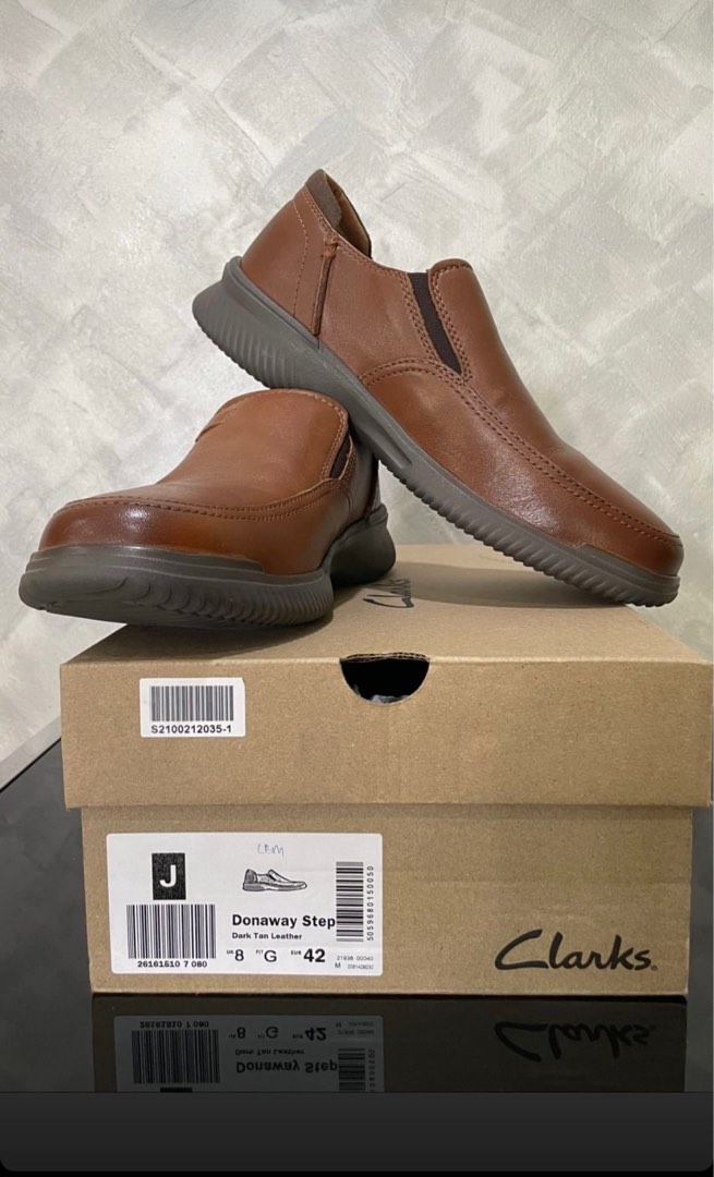 Clarks clearance sale store