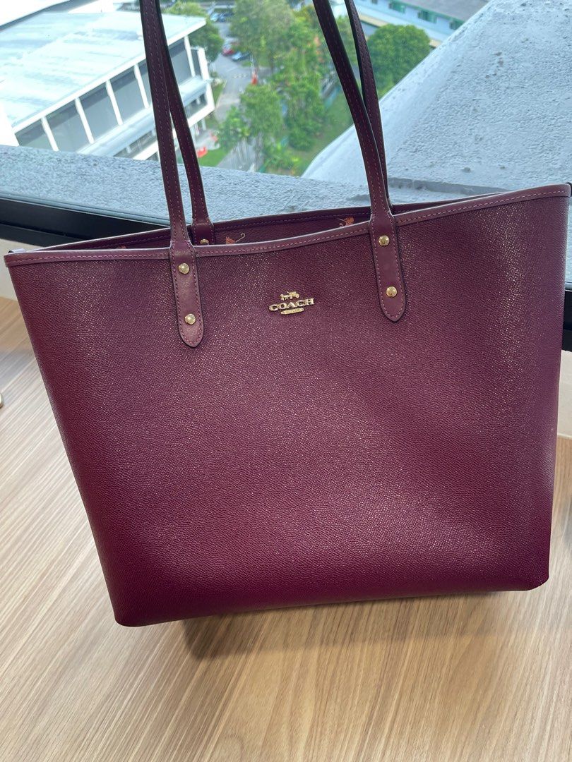 Coach store purse maroon