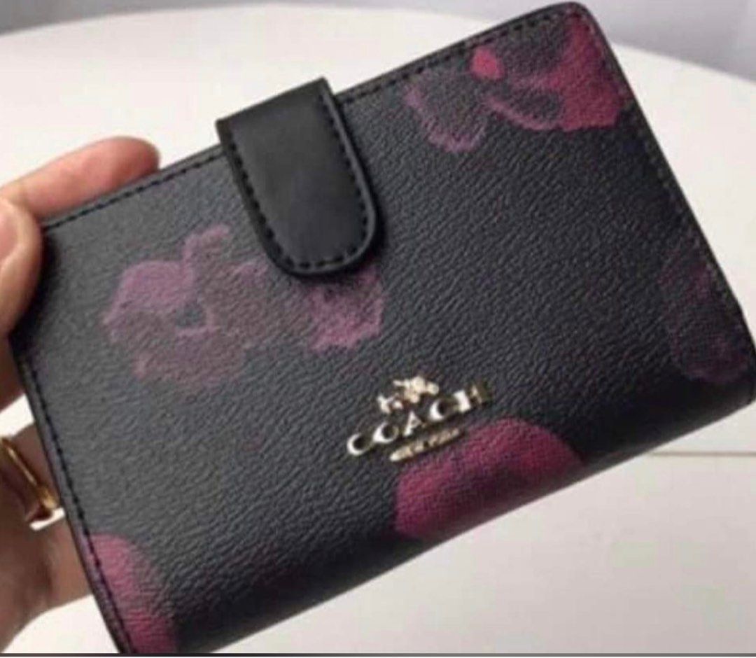Coach Wallet, Women's Fashion, Bags Wallets, Purses Pouches on - Main Image