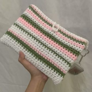 (Category: ) located in . Submitted by celestial_closet (Listing ID 1251359451, Image 1). Description: .