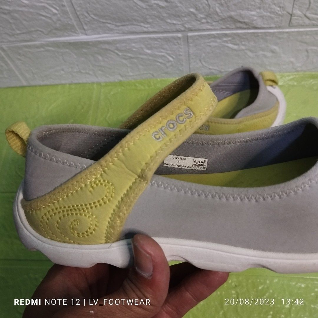 Crocs girls duet busy day light grey crocs 15352 size 35