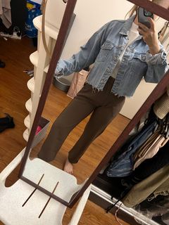 (Category: ) located in . Submitted by xchingyx (Listing ID 1251433306, Image 1). Description: .