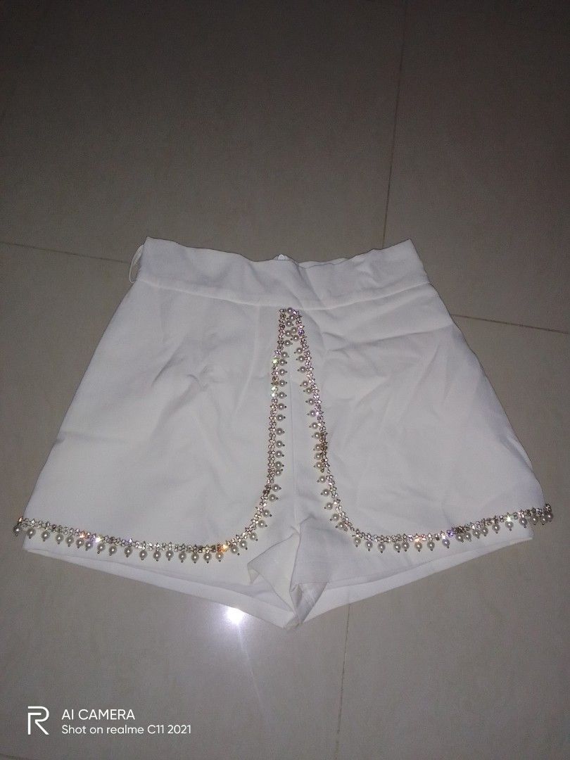 Cute white new arrivals shorts