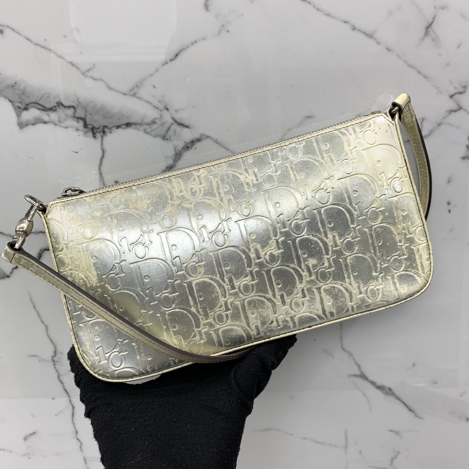 Silver patent bag top