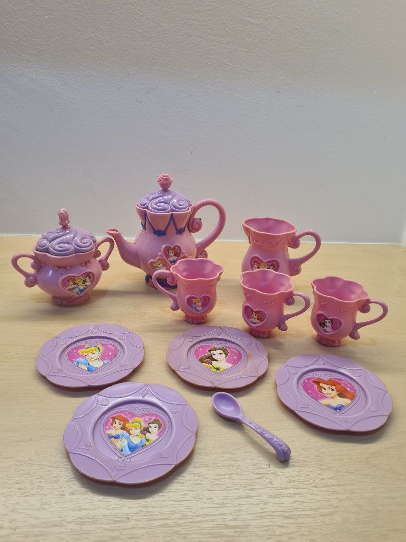 Disney Princess Tea Set, Hobbies & Toys, Toys & Games on Carousell