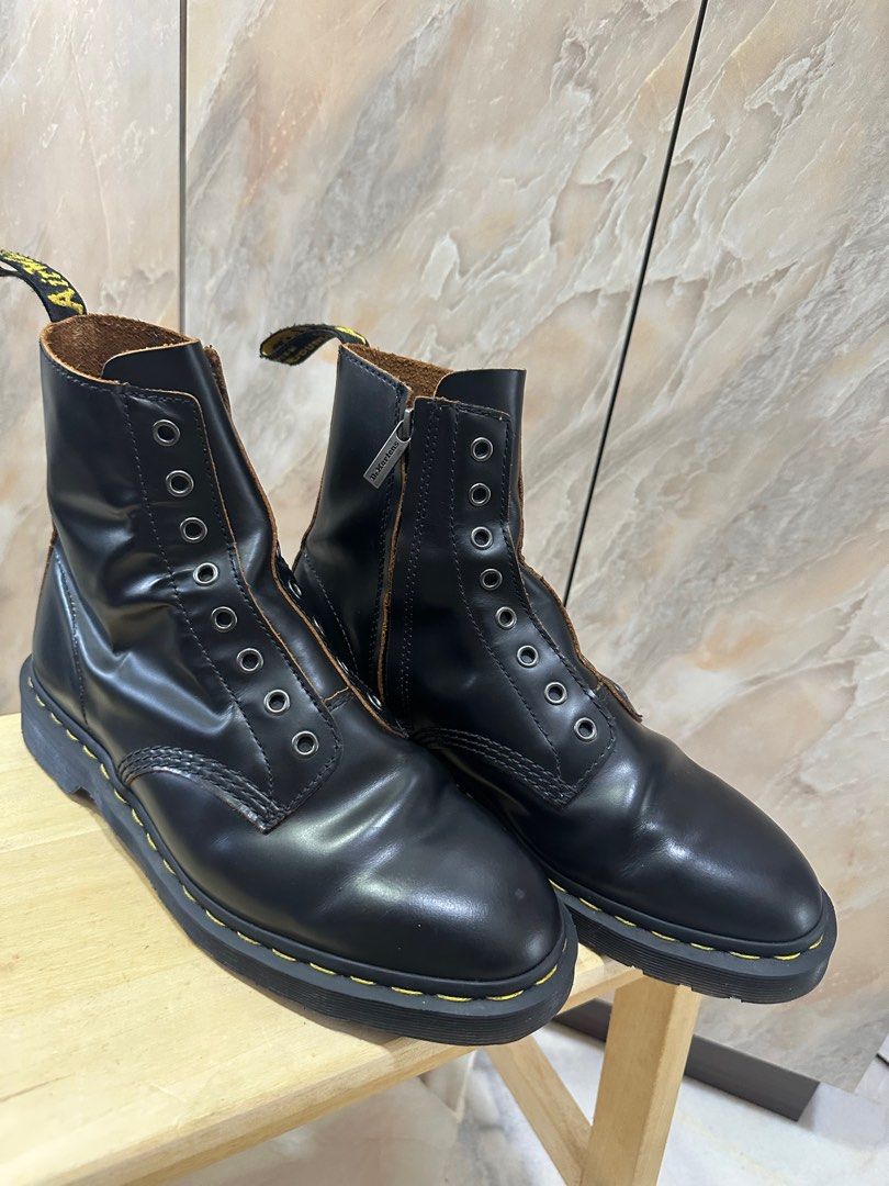 Doc martens deals laceless boots