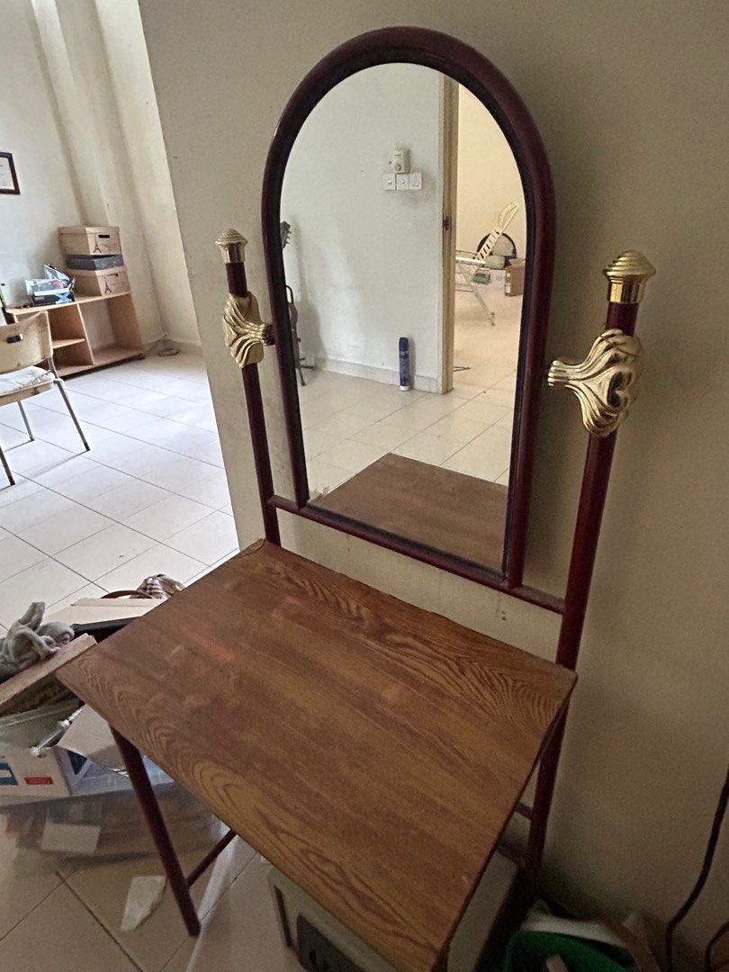 Dresser table online for sale