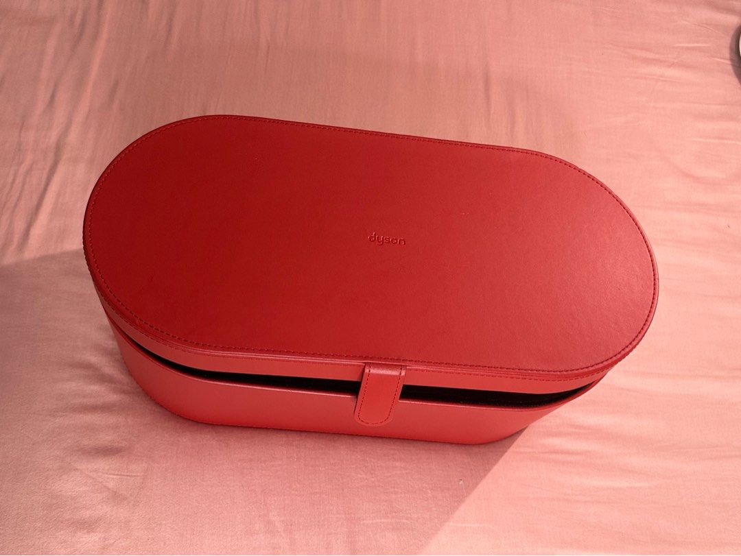 Dyson Airwrap, Beauty & Personal Care, Hair on Carousell