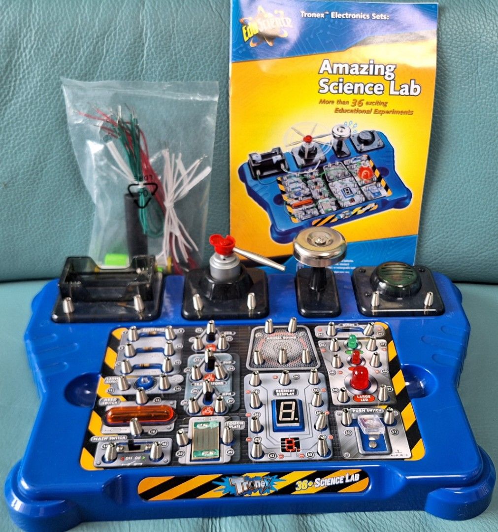Electrics Sets （分類：益智學習玩具）位於 Hong Kong。 由 liverm2023 提交（商品編號 1251379129，圖片 5）。簡介： 電子及電力概念遊戲，適合八歲及以上小朋友，增加他們對電子及電力的興趣。。
