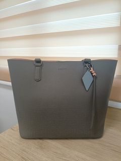 Esquire Medium Tote bag