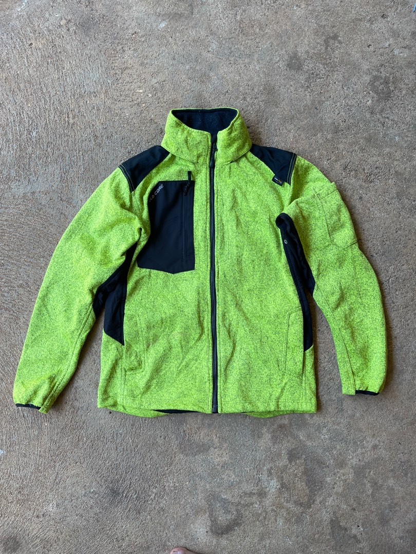 field core jacket, Men's Fashion, Coats, Jackets and Outerwear on Carousell