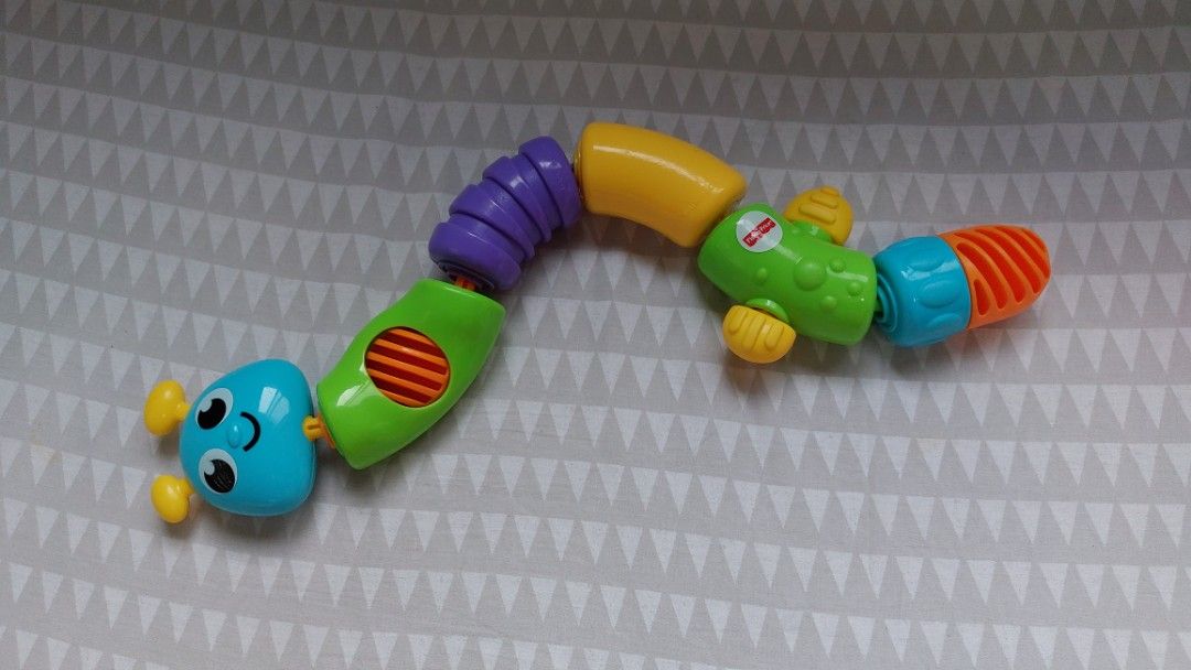 Promo Fisher Price - Snap Lock Caterpillar - Mainan Edukasi Diskon 11
