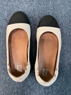 (Category: ) located in . Submitted by wardrobelfateh (Listing ID 1251311250, Image 1). Description: .