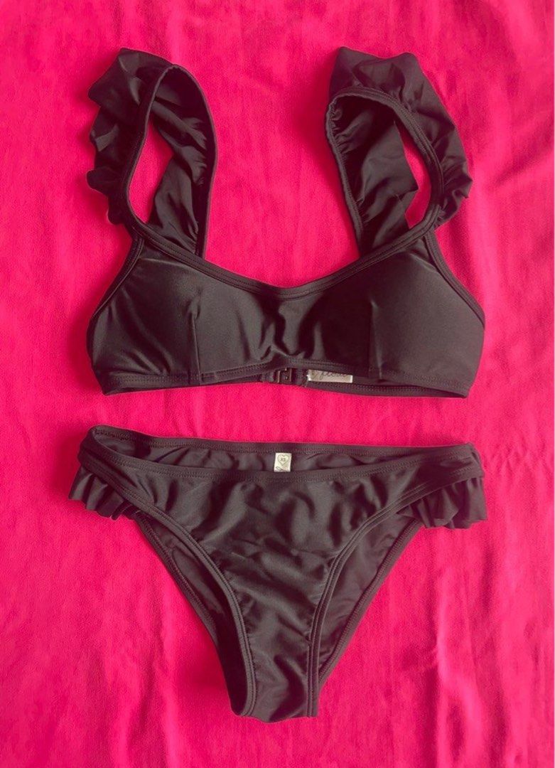 Float Black Bikini (Category: Bikinis & Swimsuits) located in Pasay City. Submitted by duhyeeen (Listing ID 1251399069, Image 1). Description: My fave bikini. 🖤 Nice fitting. Photo when worn on the last picture. Rfs: No Usage.