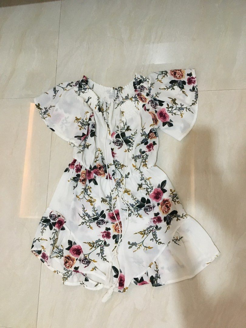 Off shoulder lace up front floral romper outlet