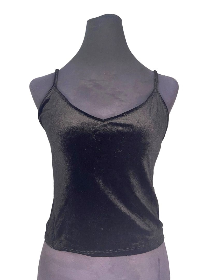 Forever 21 Black Velvet Cami Crop Top Medium Women s Fashion Tops Others Tops on Carousell