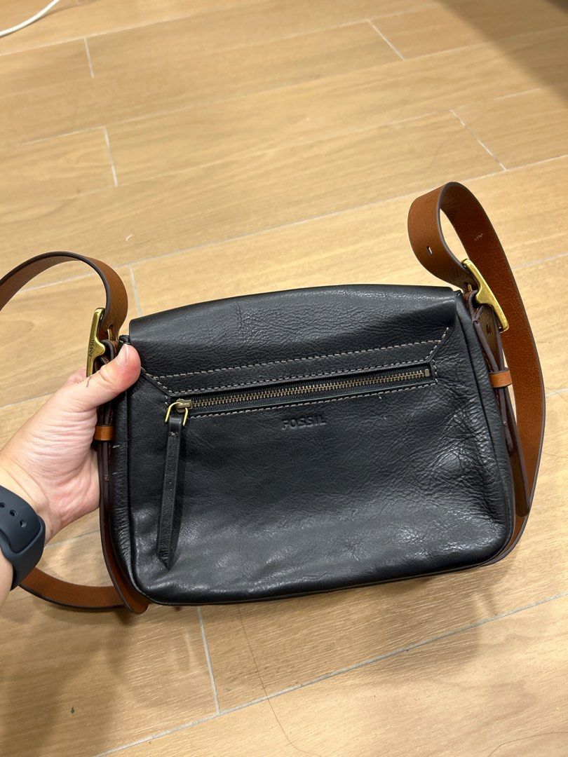 Tas fossil sling bag hot sale
