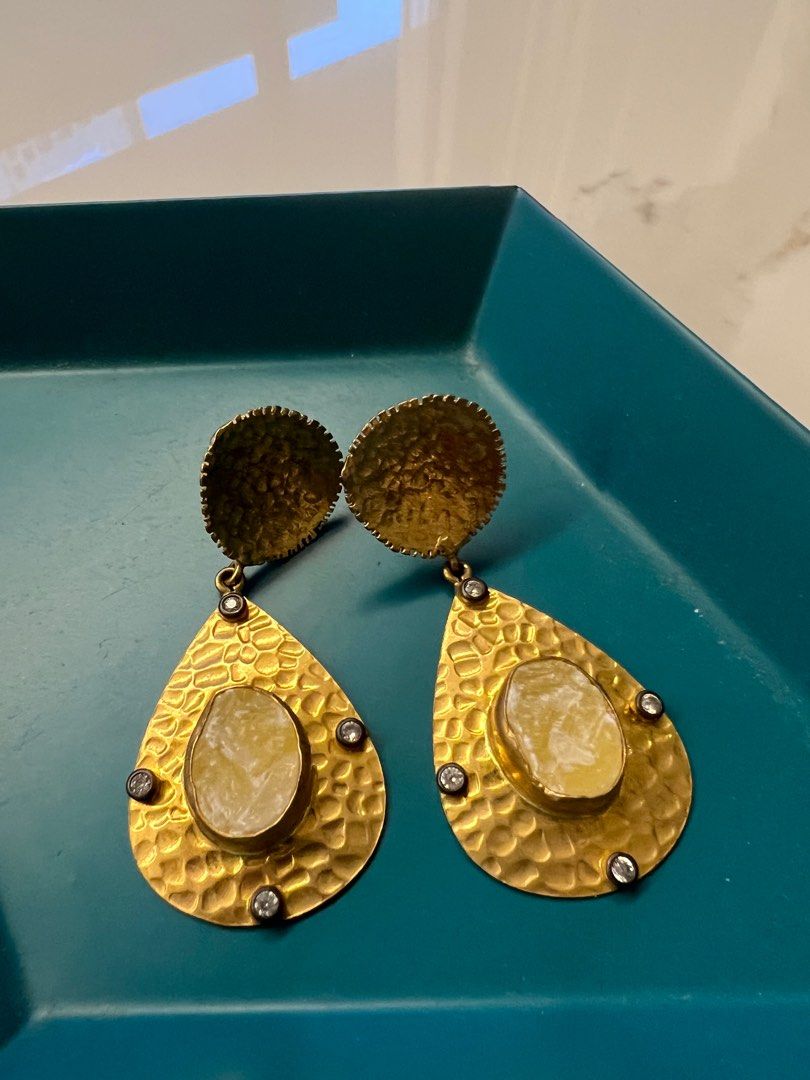 Gold gem earrings online