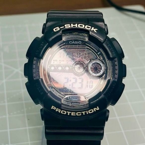 G shock gd 100bw deals