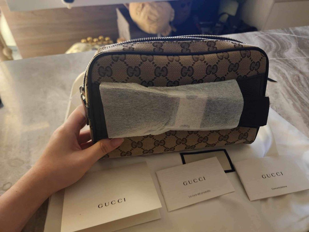 Gucci Belt bag Authentic (Category: Luxury Bags & Wallets) located in Quezon City. Submitted by bigrackzzz (Listing ID 1251338745, Image 1). Description: Brandnew Authentic .