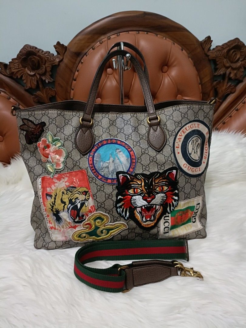 Gucci Courrier GG Supreme Tote Bag